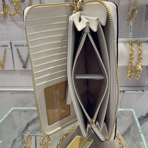 MICHAEL KORS
Leather Continental Wristlet Phone Case Wallet 
Optic White
NWT - Picture 16 of 16